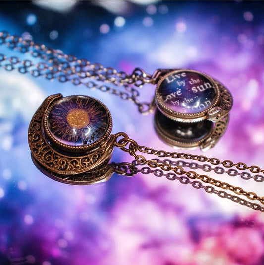 Sun & Moon Necklace by Meraki